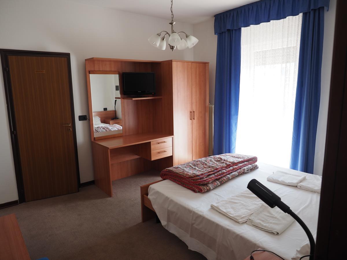 Albergo Alla Stazione Roncegno Exterior photo